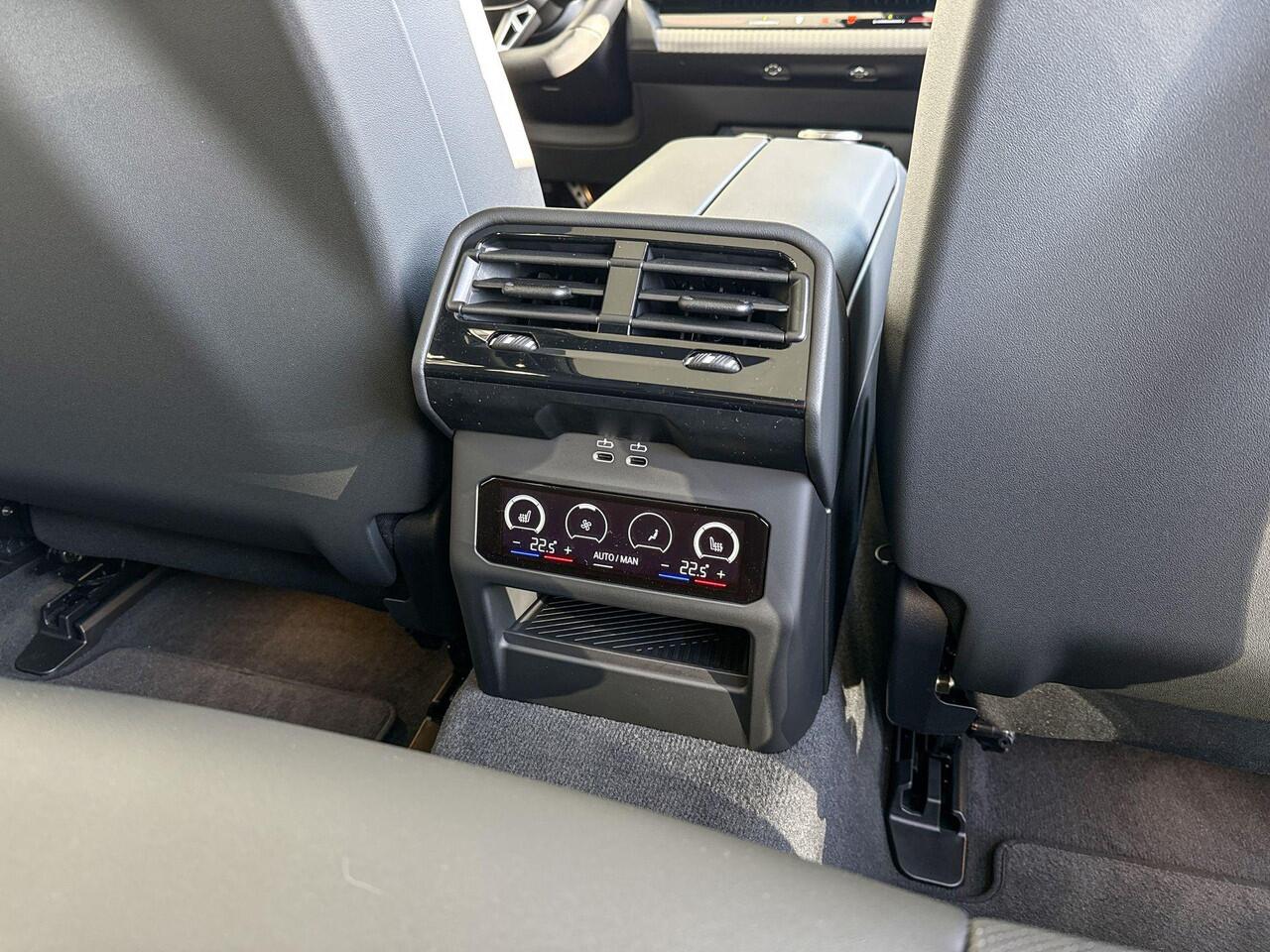 BMW 5-SERIE Touring 530e M Sportpakket / Travel Pack / Comfort Pack