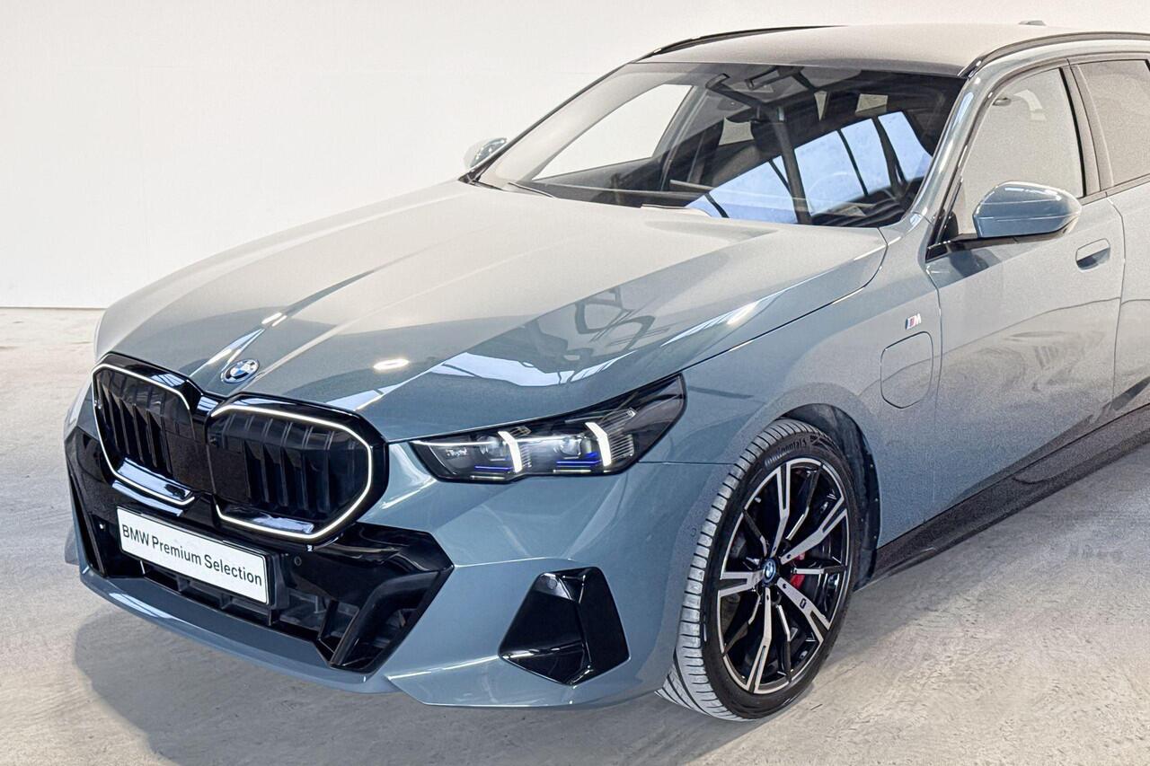 BMW 5-SERIE Touring 550e xDrive Innovation Pack M Sportpakket Pro Aut.