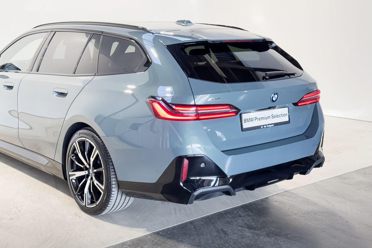 BMW 5-SERIE Touring 550e xDrive Innovation Pack M Sportpakket Pro Aut.