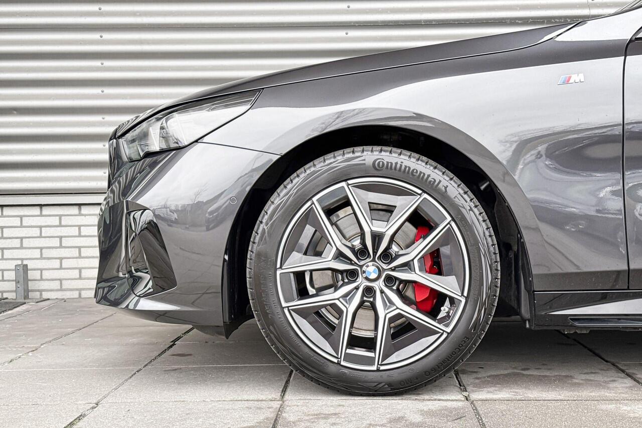 BMW 5-SERIE Touring 520i