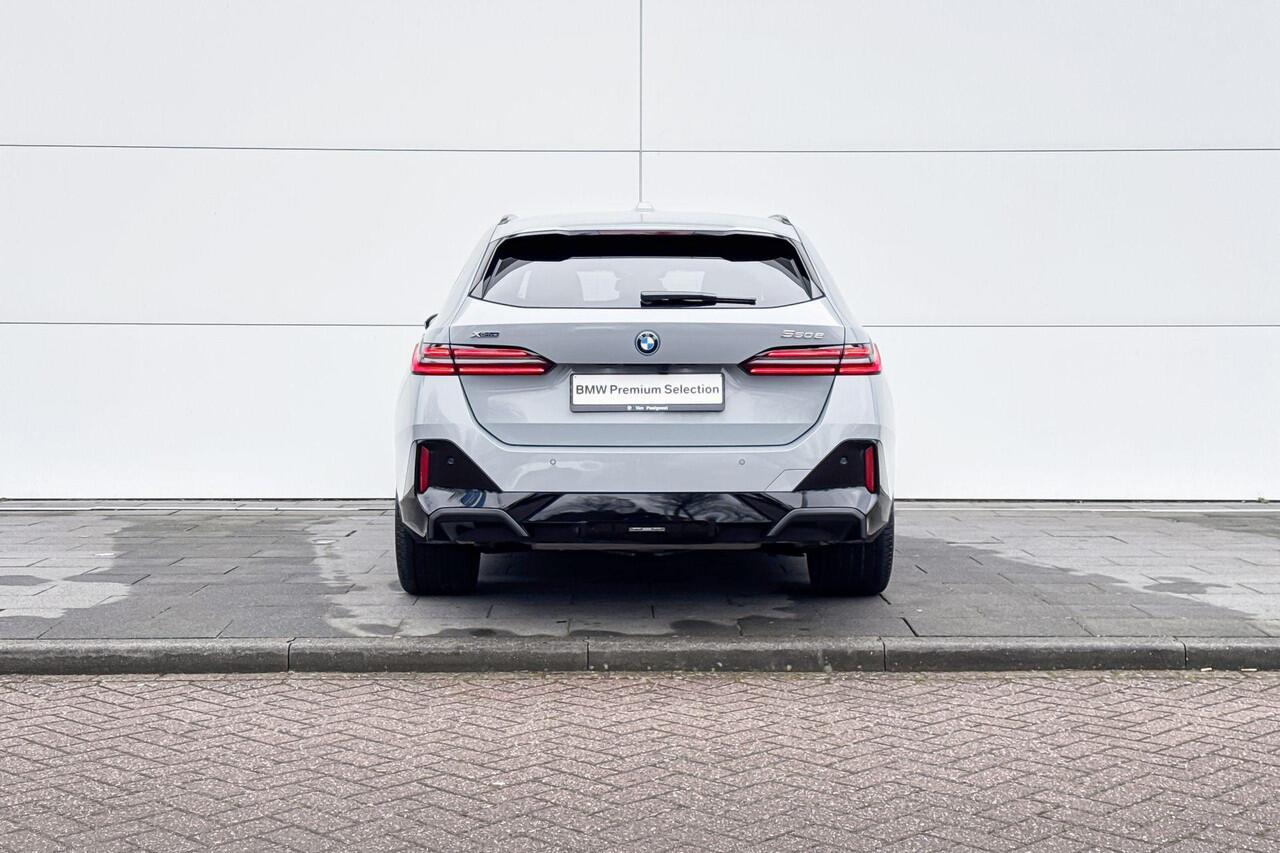 BMW 5-SERIE Touring 550e xDrive