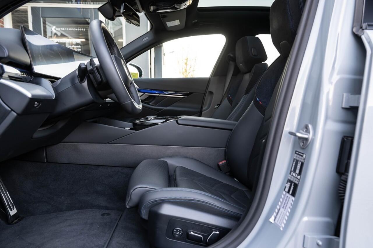 BMW 5-SERIE 520i M Sport | Panorama | Bowers & Wilkins | Head-Up | 360° | 21 Inch | Driving Ass. Plus | Trekhaak |