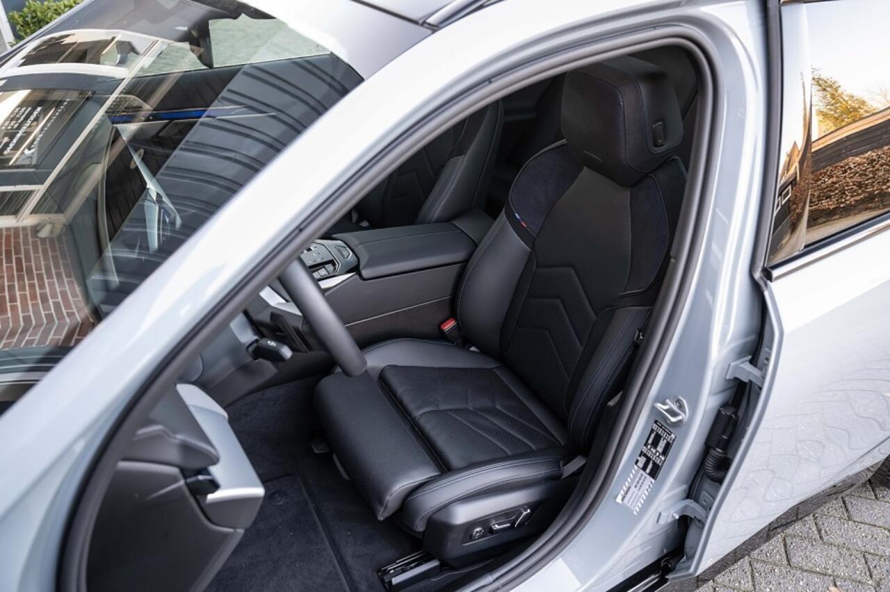 BMW 5-SERIE 520i M Sport | Panorama | Bowers & Wilkins | Head-Up | 360° | 21 Inch | Driving Ass. Plus | Trekhaak |