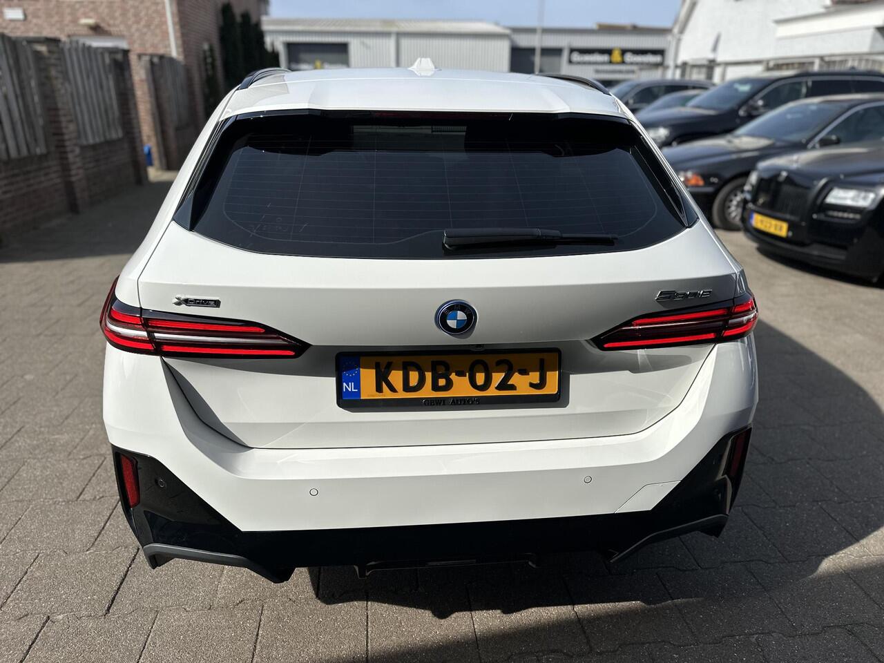 BMW 5-SERIE Touring 530e xDrive M-Sport