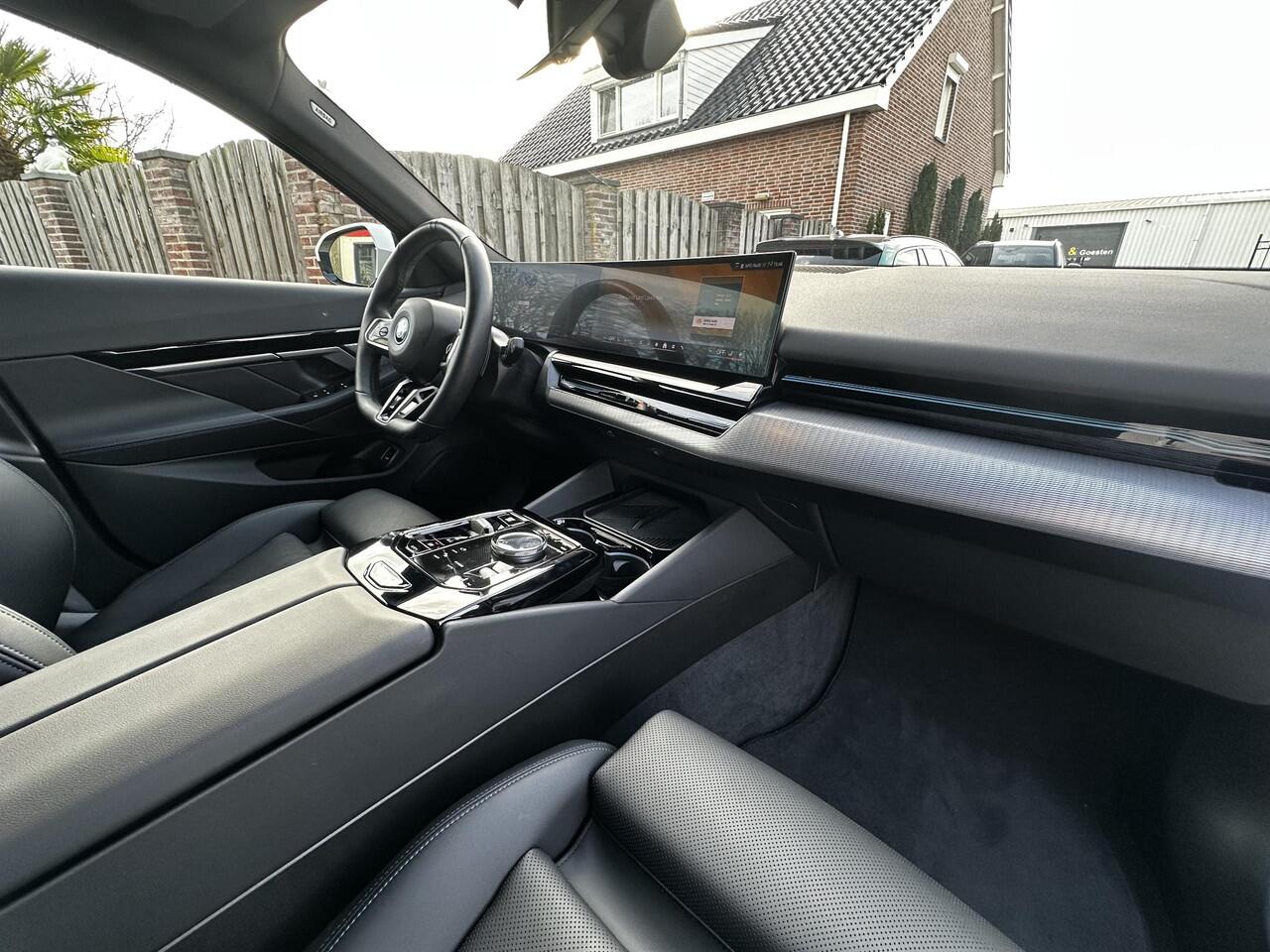 BMW 5-SERIE Touring 530e xDrive M-Sport