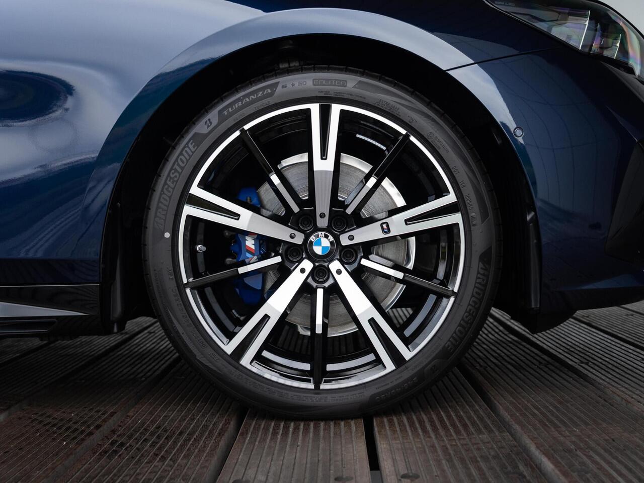 BMW 5-SERIE Touring 520i | M Sport Package | M Sport Package Pro | Travel Package | Showroom Selection