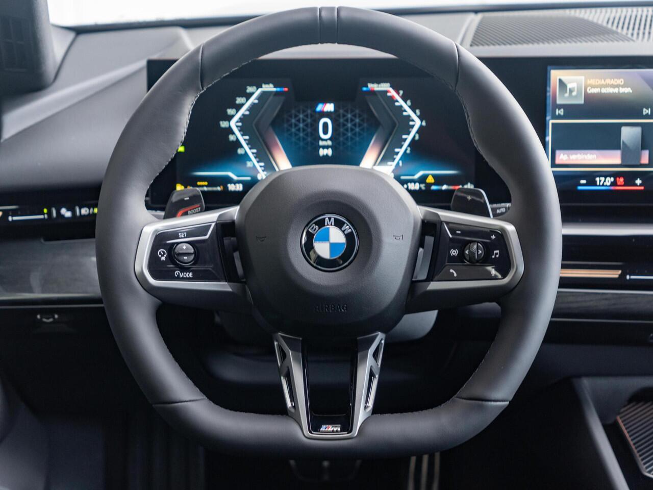 BMW 5-SERIE Touring 520i | M Sport Package | M Sport Package Pro | Travel Package | Showroom Selection