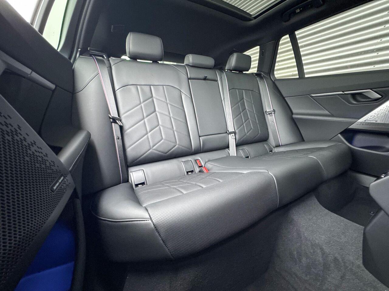 BMW 5-SERIE Touring 520i | M Sport Pro | Innovation Pack | Travel Pack | Comfort Pack | Trekhaak