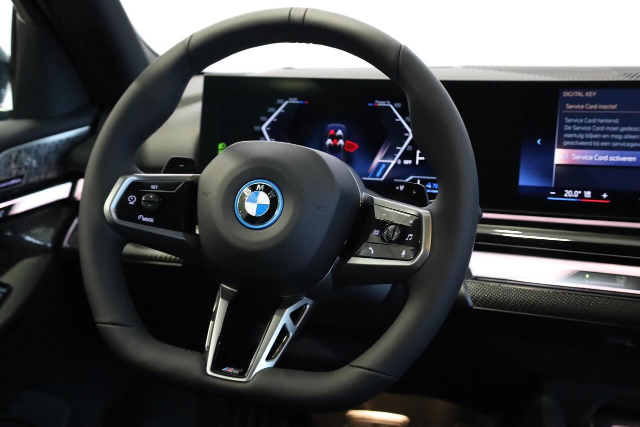 BMW 5-SERIE Touring 530e M Sportpakket Pro | Comfortstoelen | Bowers & Wilkins | Elektr. Trekhaak | Ekris Selection