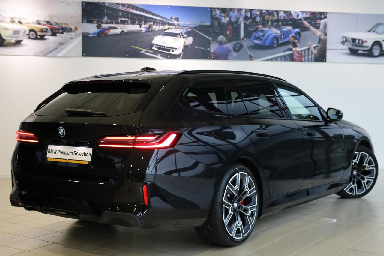 BMW 5-SERIE Touring 530e M Sportpakket Pro | Comfortstoelen | Bowers & Wilkins | Elektr. Trekhaak | Ekris Selection