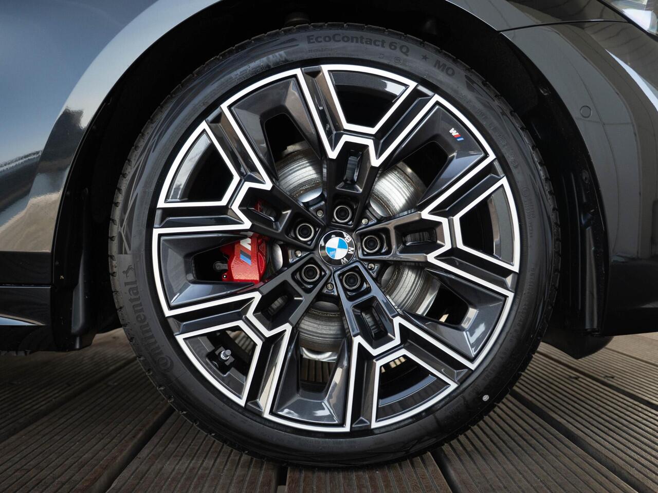 BMW 5-SERIE Touring 520i | M Sportpakket Pro | Equipment Pack Pro | Travel Pack | Showroom Selection