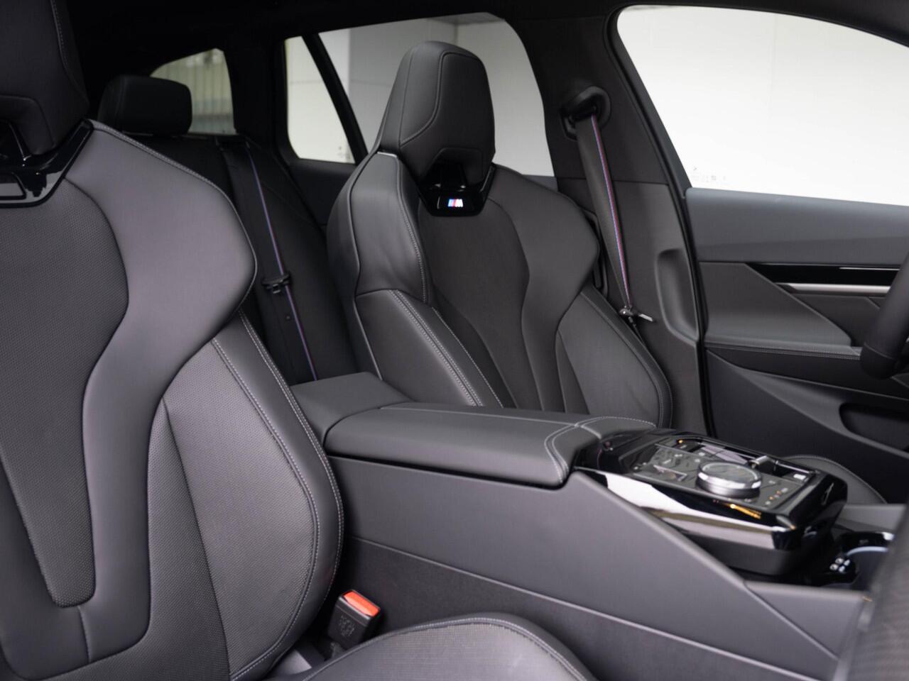 BMW 5-SERIE Touring 520i | M Sportpakket | M Sportpakket Pro | Innovation Pack | Travel Pack | Showroom Selection