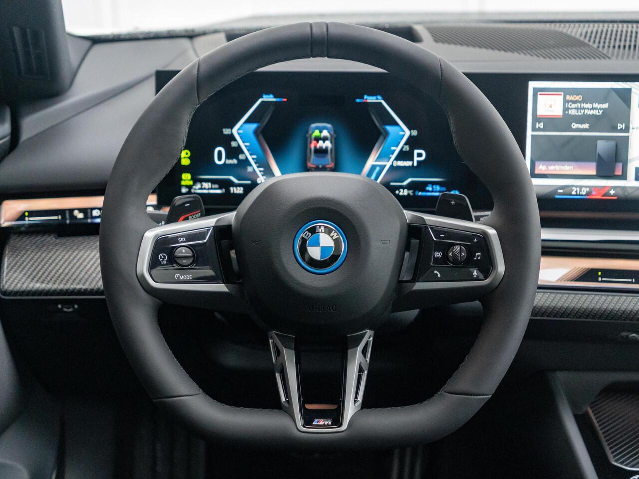 BMW 5-SERIE Touring 530e xDrive | M Sportpakket Pro | Innovation Pack | Stoelventilatie | Stuurwielrand verwarmd | Comfort Access | Panoramadak | Harman-Kardon | Trekhaak | Ekris Selection