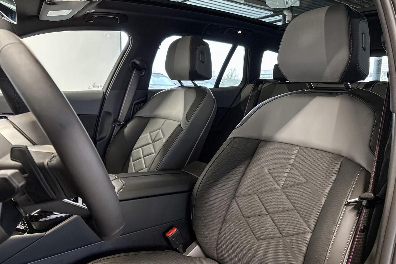 BMW 5-SERIE Touring 550e xDrive Innovation Pack M Sportpakket Pro Aut. - Beschikbaar vanaf: Mei 2026
