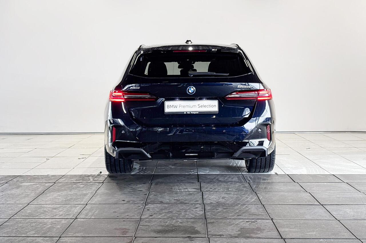 BMW 5-SERIE Touring 550e xDrive Innovation Pack M Sportpakket Pro Aut. - Beschikbaar vanaf: Mei 2026