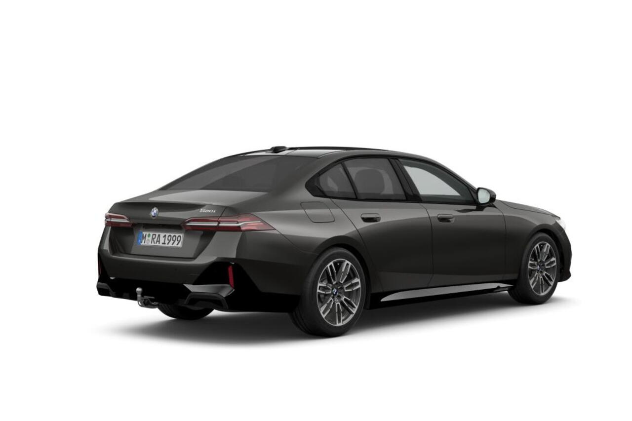 BMW 5-SERIE Sedan 520i | M Sportpakket | Travel Pack | Comfort Pack | Trekhaak