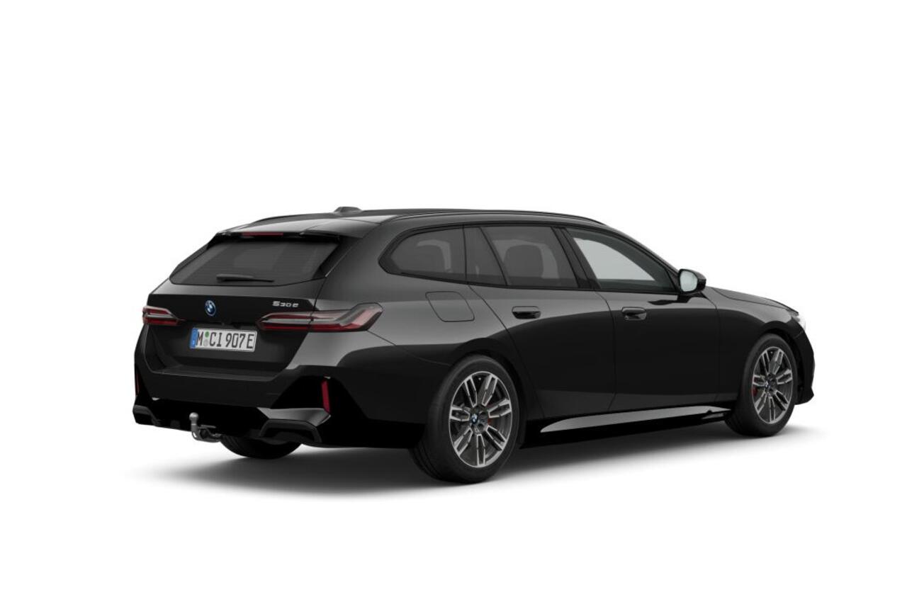BMW 5-SERIE Touring 530e M Sport Edition | M Sportpakket Pro | Trekhaak