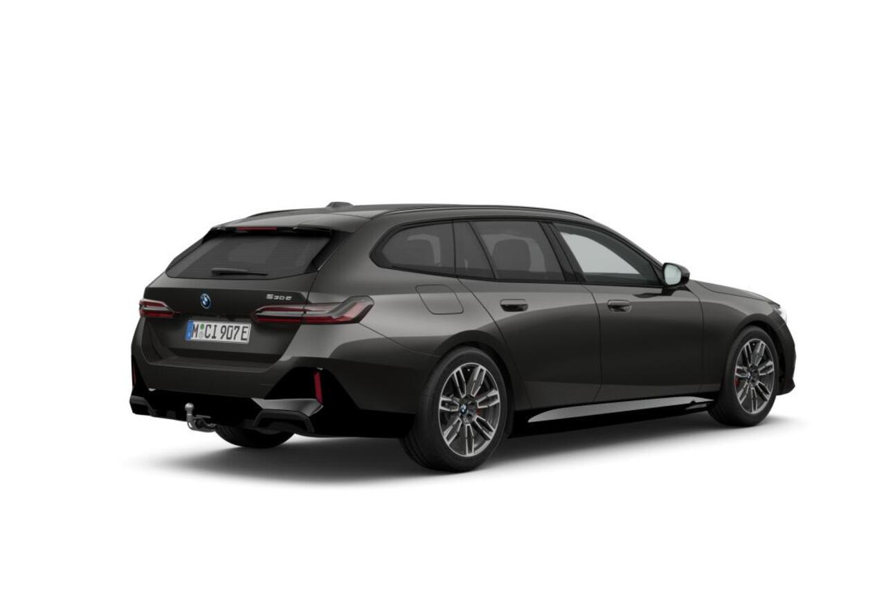 BMW 5-SERIE Touring 530e M Sport Edition | M Sportpakket Pro | Trekhaak