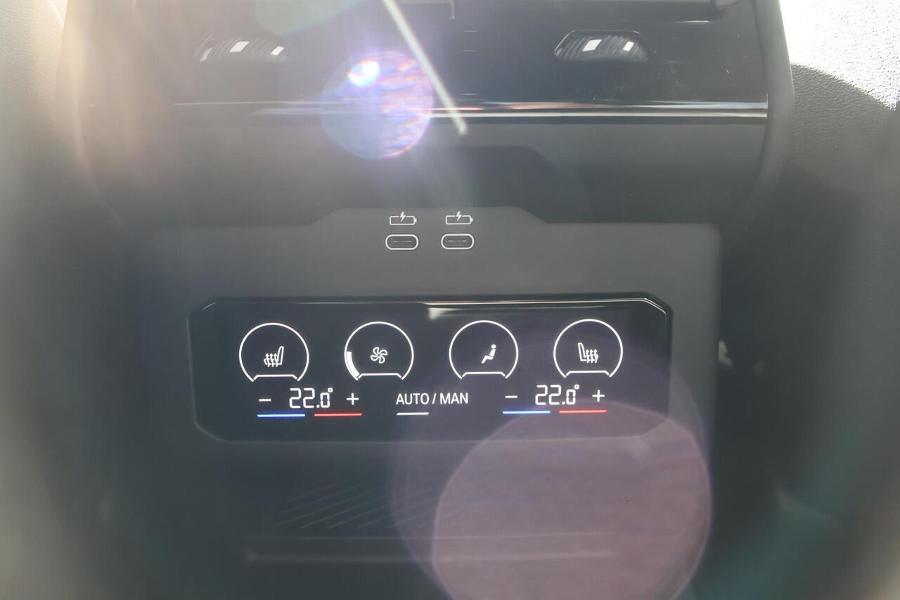 BMW 5-SERIE 530e M Sport Edition | M Sportpakket Pro | Travel Pack | Comfort Pack | Bowers & Wilkins | Innovation Pack | Panoramadak | Trekhaak