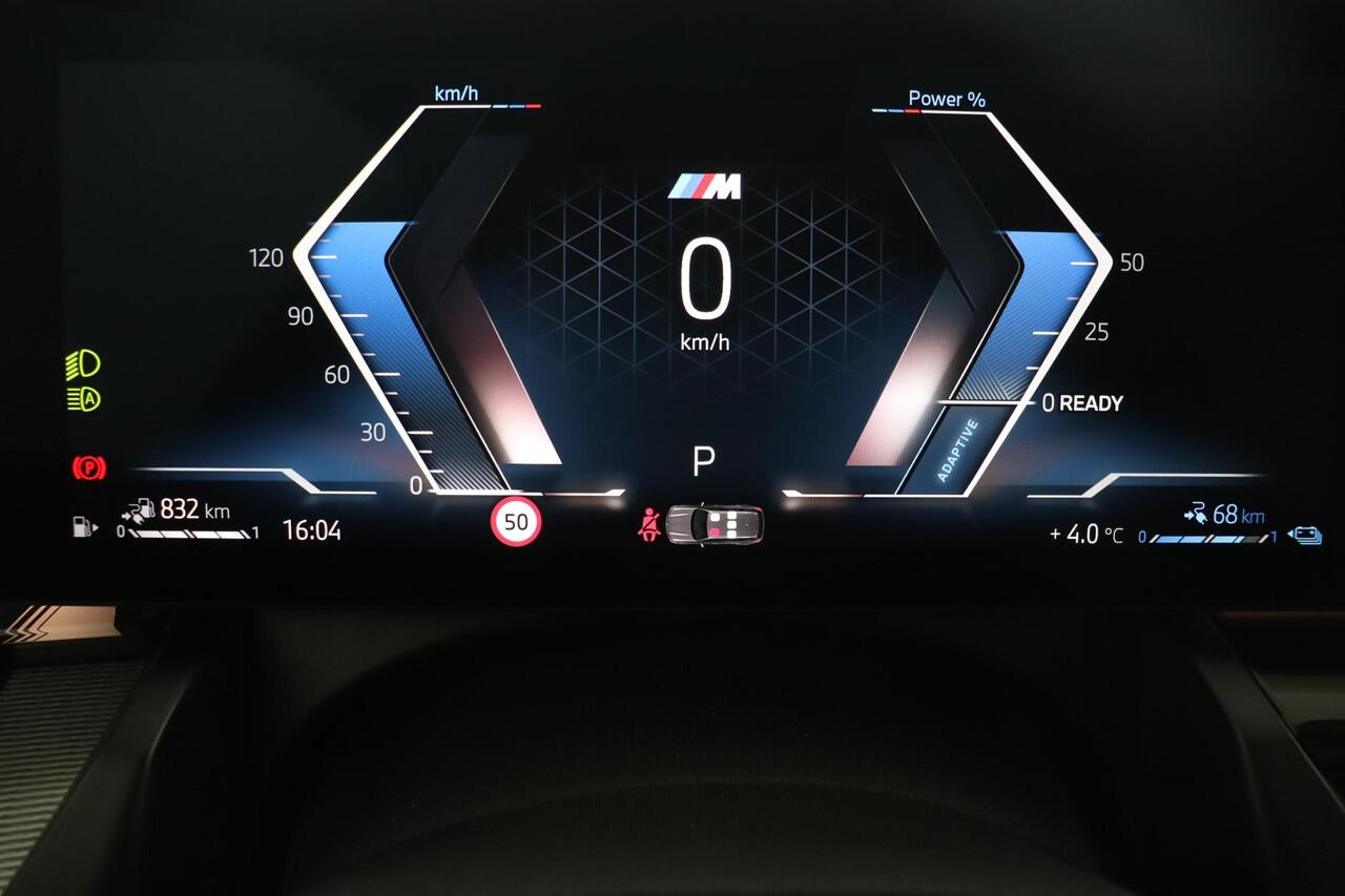 BMW 5-SERIE Touring 530e M Sport Edition | M Sportpakket Pro | Innovation Pack | Trekhaak | Panoramadak | Harman-Kardon | Driving Assistant Plus