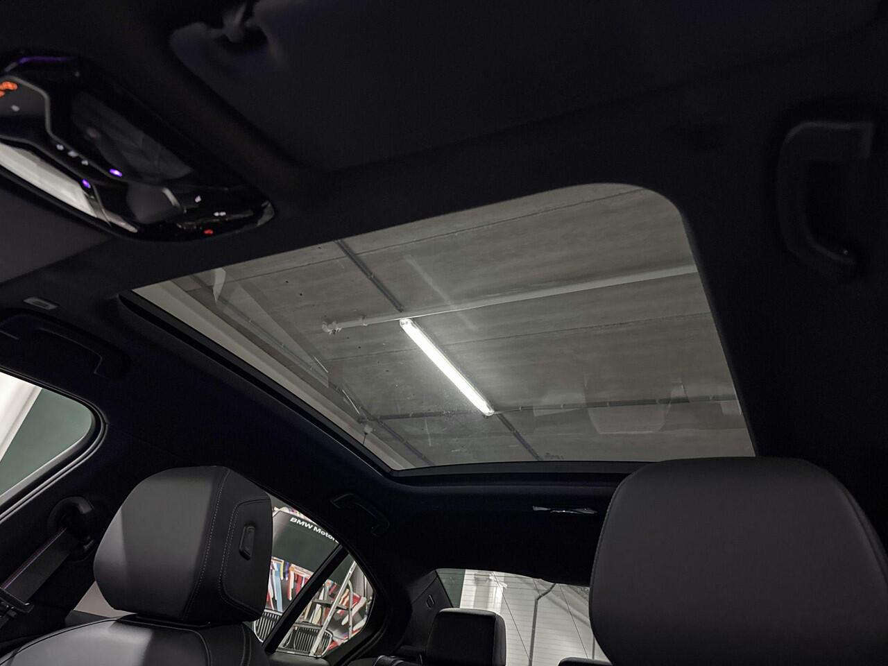 BMW 5-SERIE Sedan 530e | M-Sport Pro | Travel Pack | Innovation Pack | Comfort Pack | Driving Assistant Plus | Harman/Kardon | Panoramadak | Comfort Access | Huisselectie