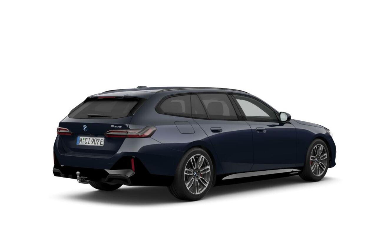 BMW 5-SERIE Touring 530e M Sport Edition | M Sportpakket Pro | Trekhaak