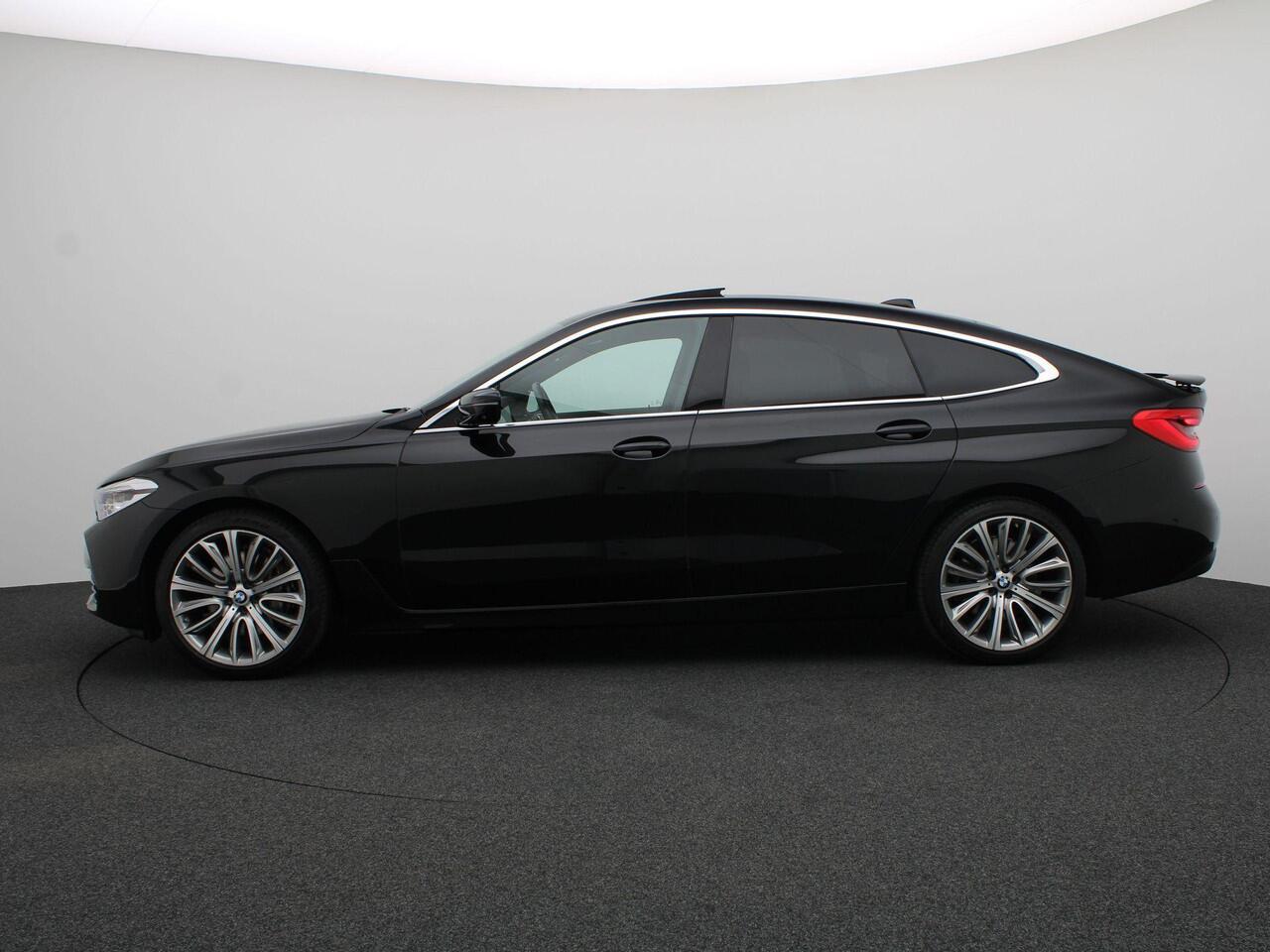 BMW 6-SERIE Gran Turismo 630i High Executive | Luxury Line | Audio Media Pack | Safety Pack | BMW Personal CoPilot Pack | Comfort Access | Soft Close | Trekhaak | Panoramadak | Stoelventilatie | Head-Up Display | Harman Kardon | 20''