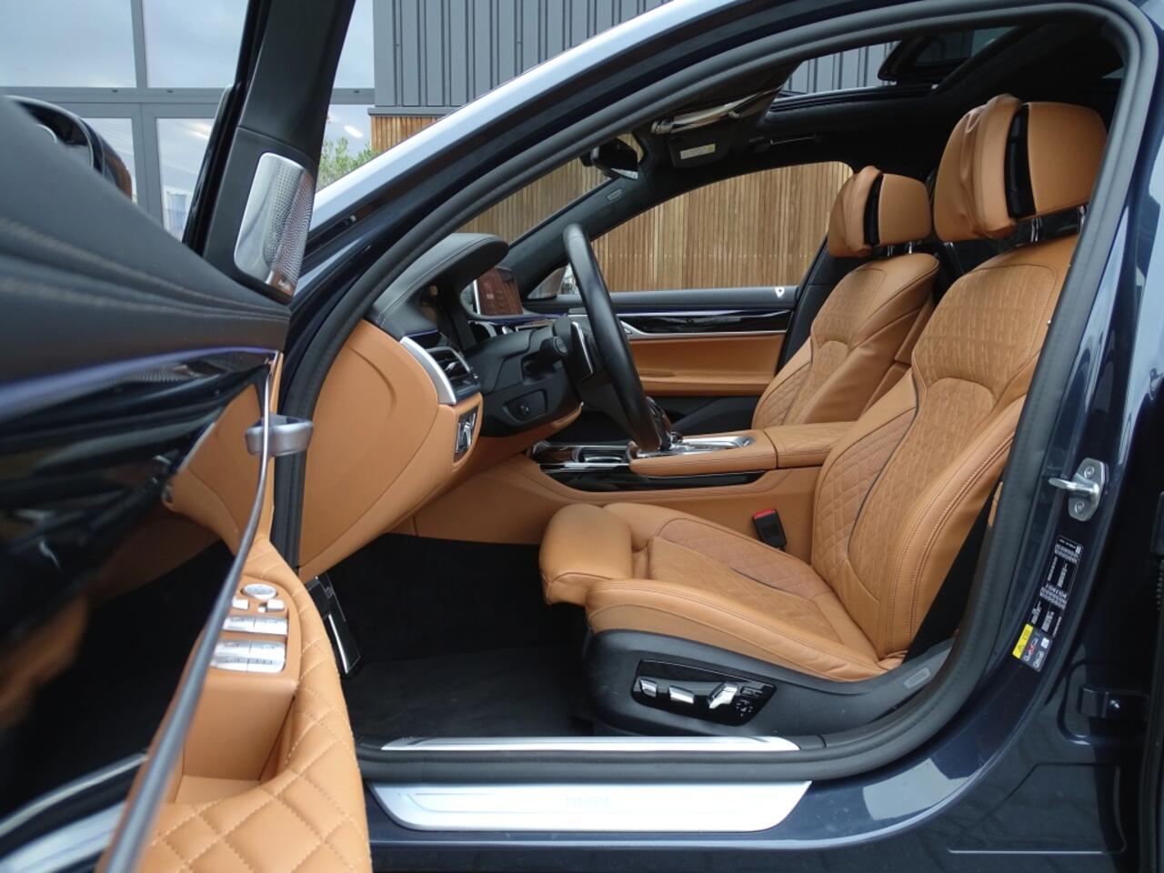 BMW 7-SERIE 745Le 394PK / Skylounge / B&W / Laser / M- Individual / 360°