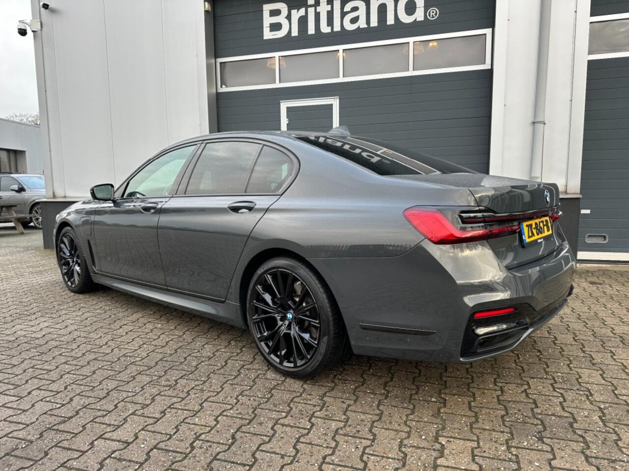 BMW 7-SERIE 745e M-sport 2019 BTW *NL auto *Adaptive *Luchtvering *360gr camera