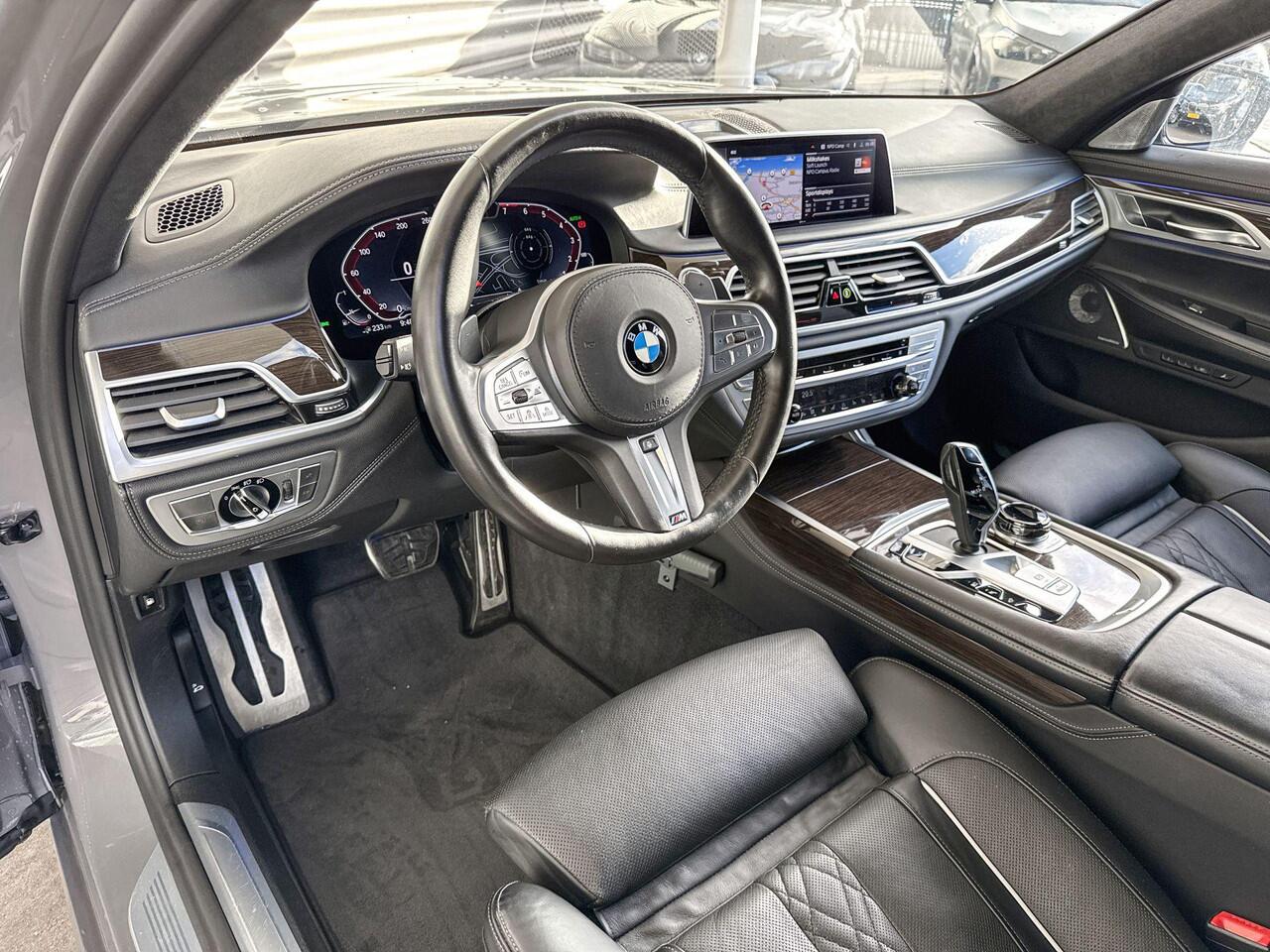 BMW 7-SERIE 745Le High Executive / CoPilot Pack / Active Steering / Executive Lounge Seating / Bowers & Wilkins / Entertainment systeem Professional