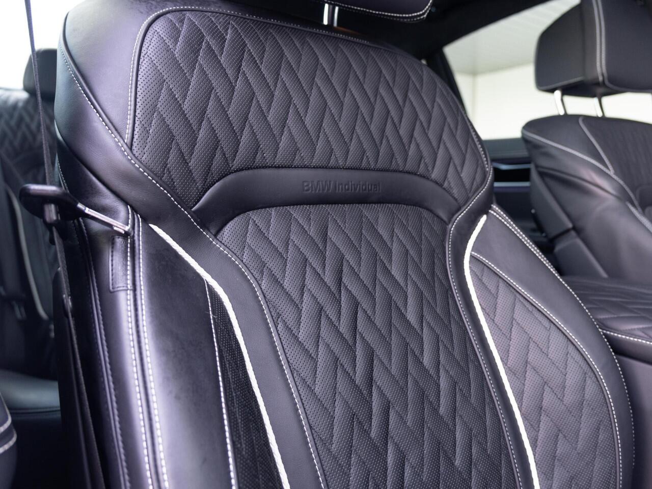 BMW 7-SERIE Sedan 745e | High Executive | Comfort Access | Soft Close | Schuif-/kanteldak | Stoelventilatie | Stoelverwarming | Head-Up Display | Harman Kardon | 20''