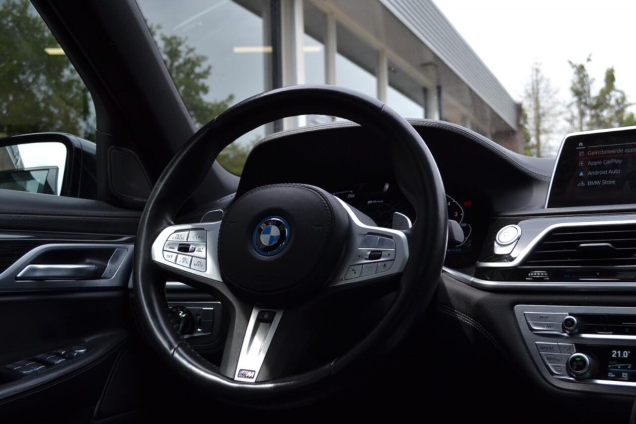 BMW 7-SERIE 745 M SPORT - Pano - Acitve steer - Vol