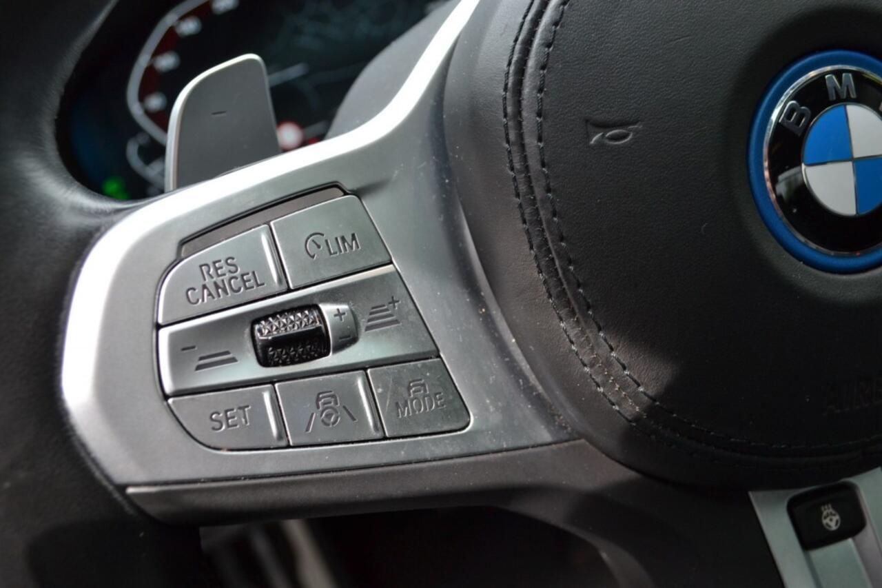 BMW 7-SERIE 745 M SPORT - Pano - Acitve steer - Vol