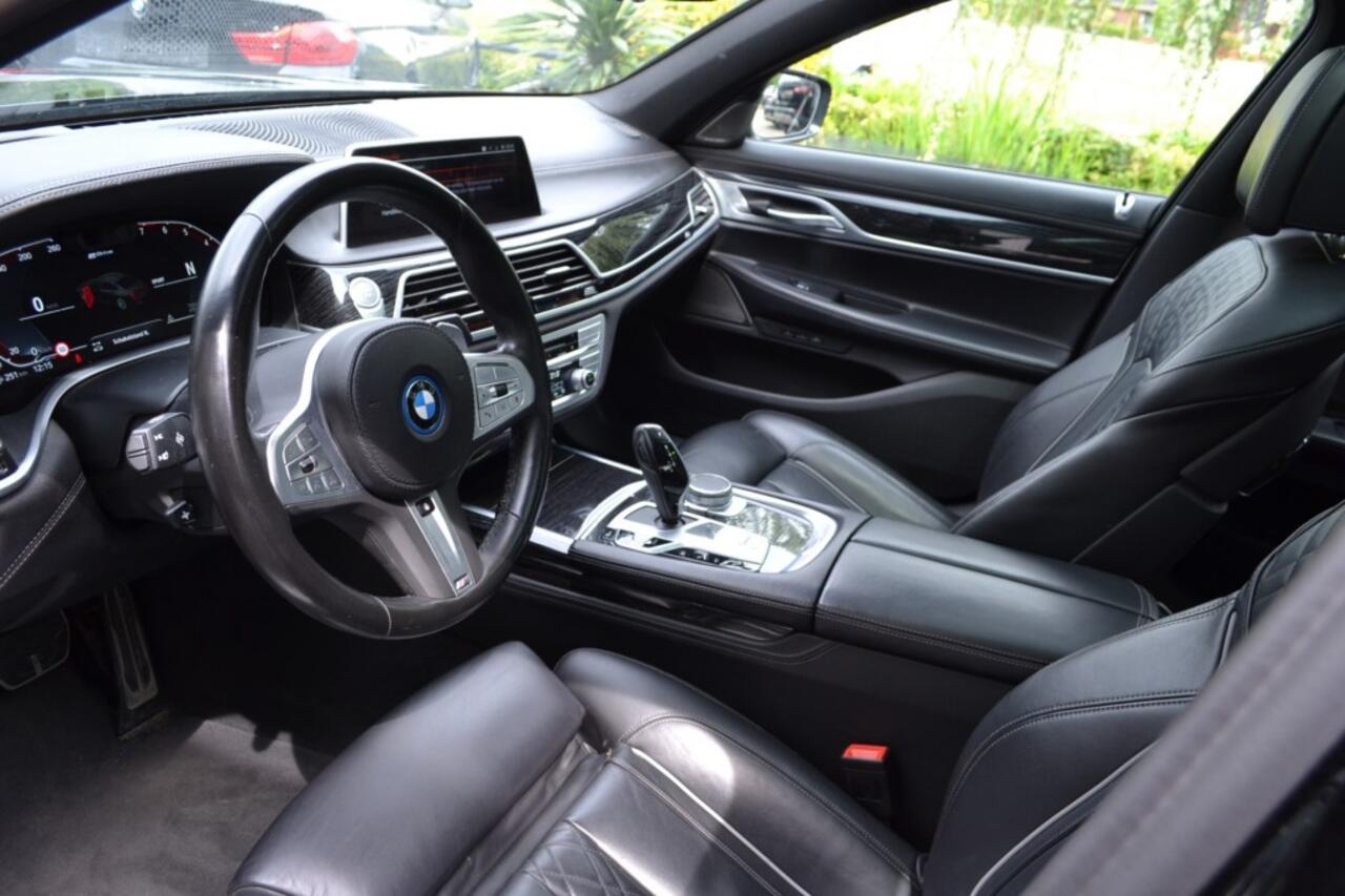 BMW 7-SERIE 745 M SPORT - Pano - Acitve steer - Vol