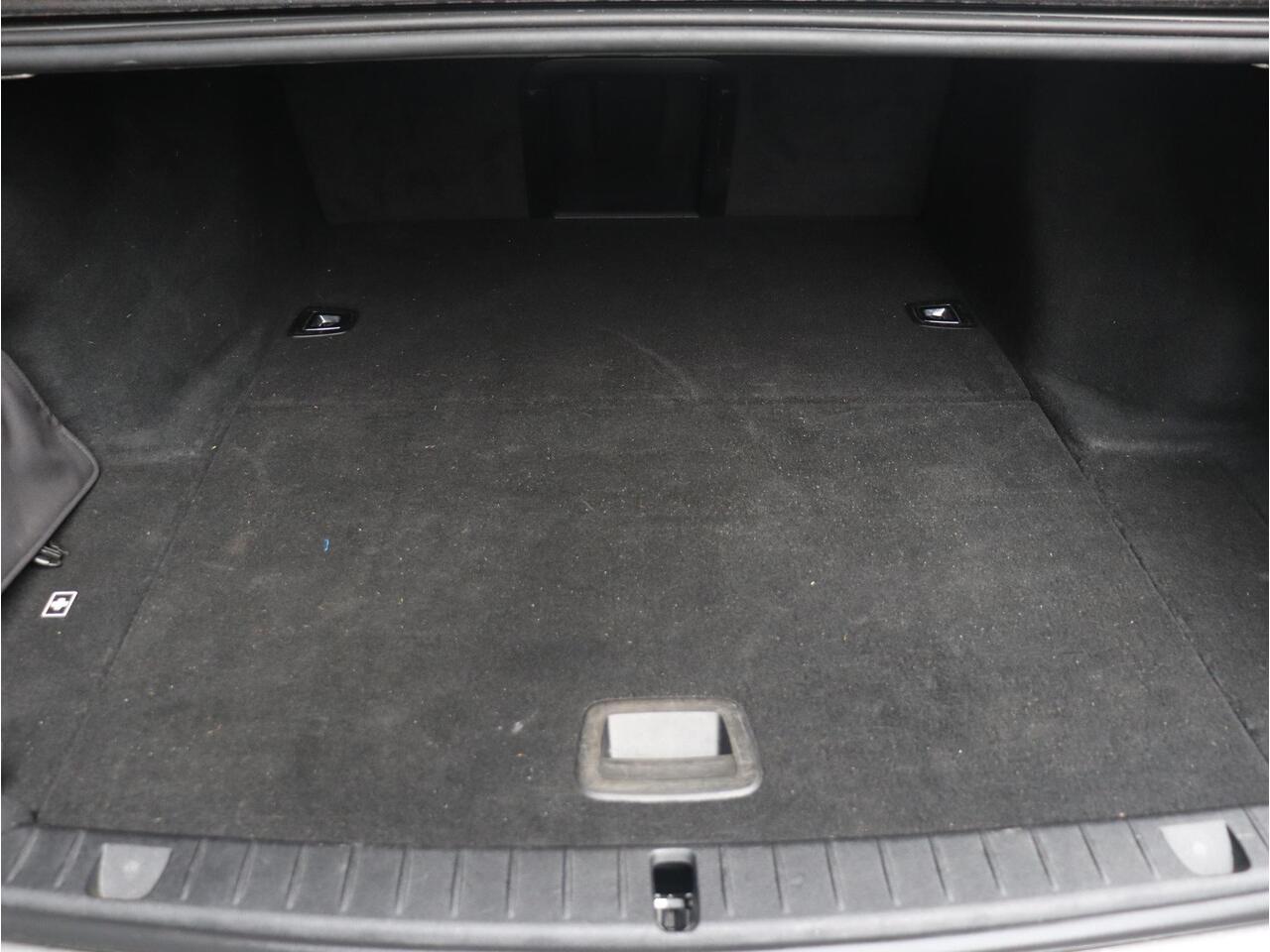 BMW 7-SERIE Sedan 745e | High Executive | M Sportpakket | Panodak | Head-Up | Rear Seat Entertainment | Soft Close | Comfort Access | Hi-Fi | 20'' LMV