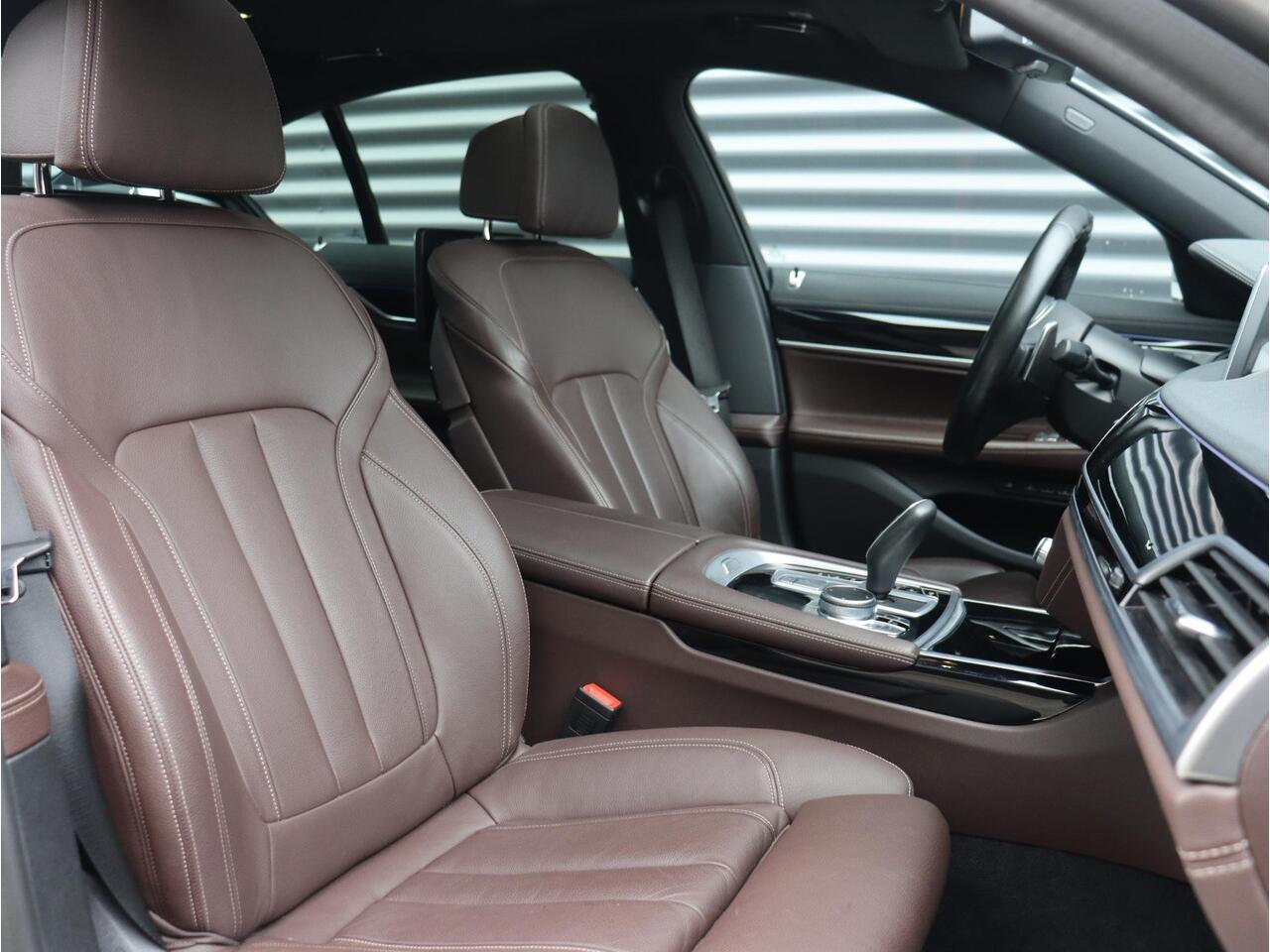 BMW 7-SERIE Sedan 745e | High Executive | M Sportpakket | Panodak | Head-Up | Rear Seat Entertainment | Soft Close | Comfort Access | Hi-Fi | 20'' LMV