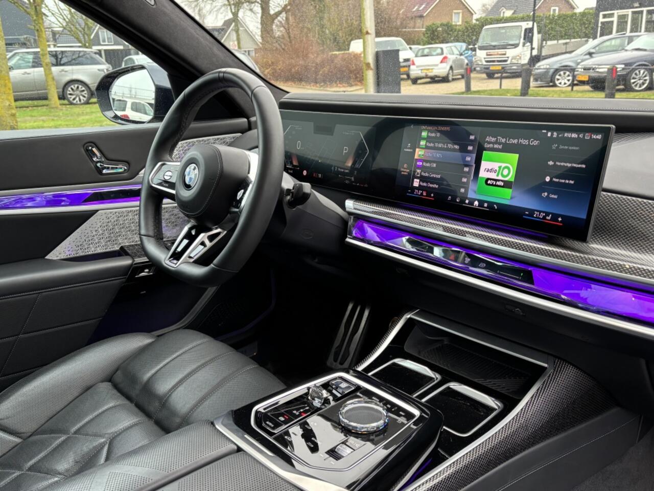 BMW 7-SERIE 740D X-Drive 2023 NL Auto BTW Theatre Screen VOL