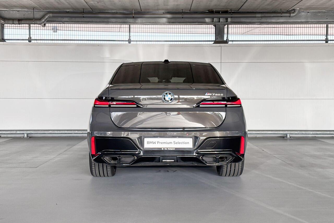 BMW 7-SERIE M760e xDrive