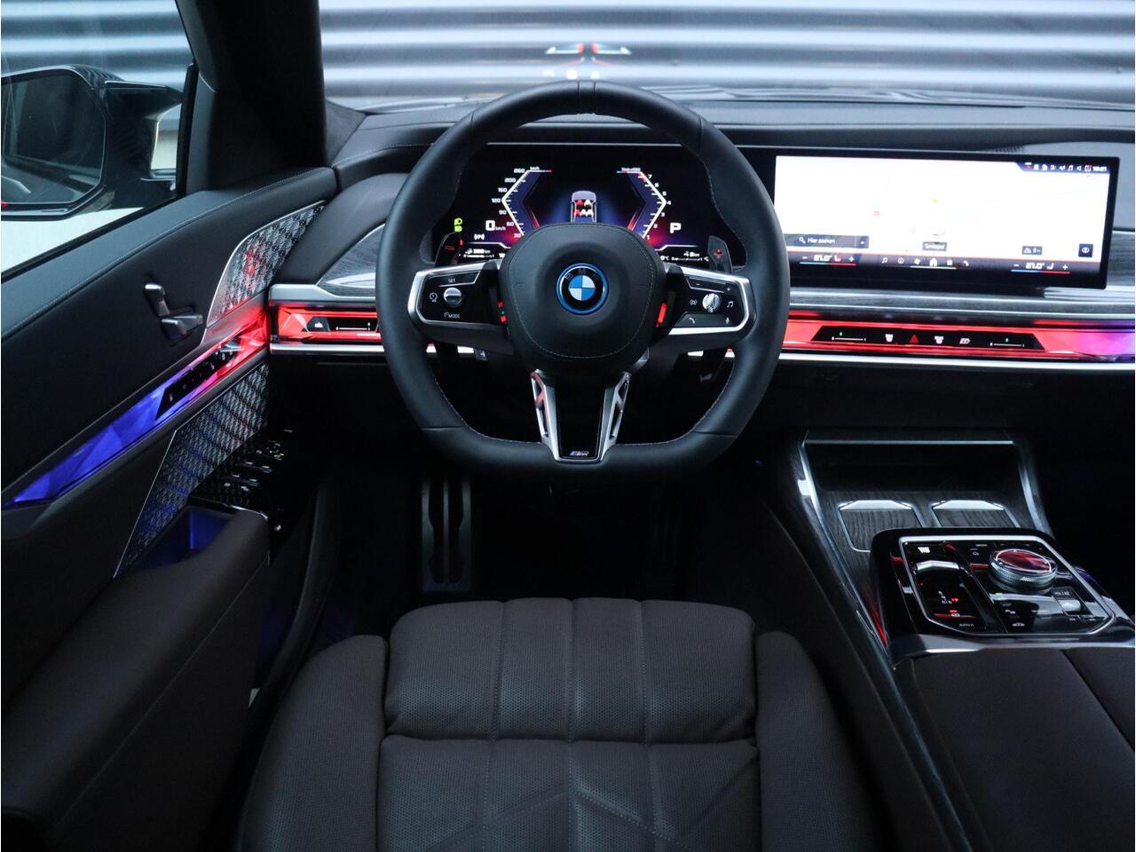 BMW 7-SERIE M760e xDrive | M Sportpakket Pro | Innovation Pack | Executive Drive Pro | Head-Up | Executive Lounge | Massage | Stoelventilatie | Driving Assistant Professional | Bowers & Wilkins | 21'' LMV