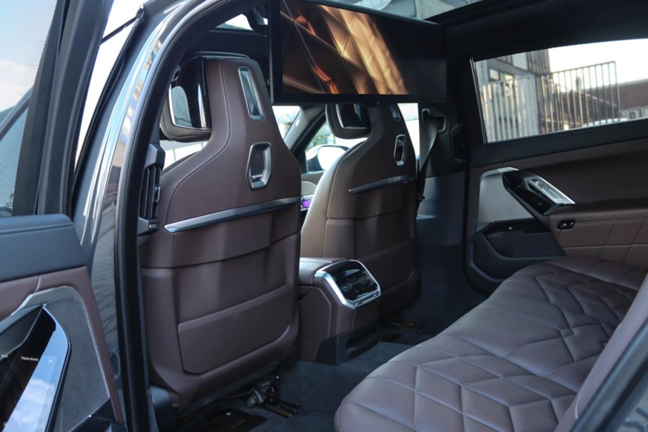 BMW 7-SERIE 750 e xDrive M Sport Excl Lounge l Sky Lounge l Bowers l INDIVID