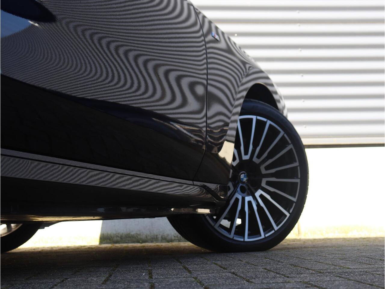 BMW 7-SERIE 750e xDrive | M Sportpakket | Executive Lounge | Head-Up | Panodak Skylounge | Rear Seat Entertainment | Driving Assistant Prof. | Stoelventilatie Voor & Achter | Executive Drive Pro | 21'' LMV