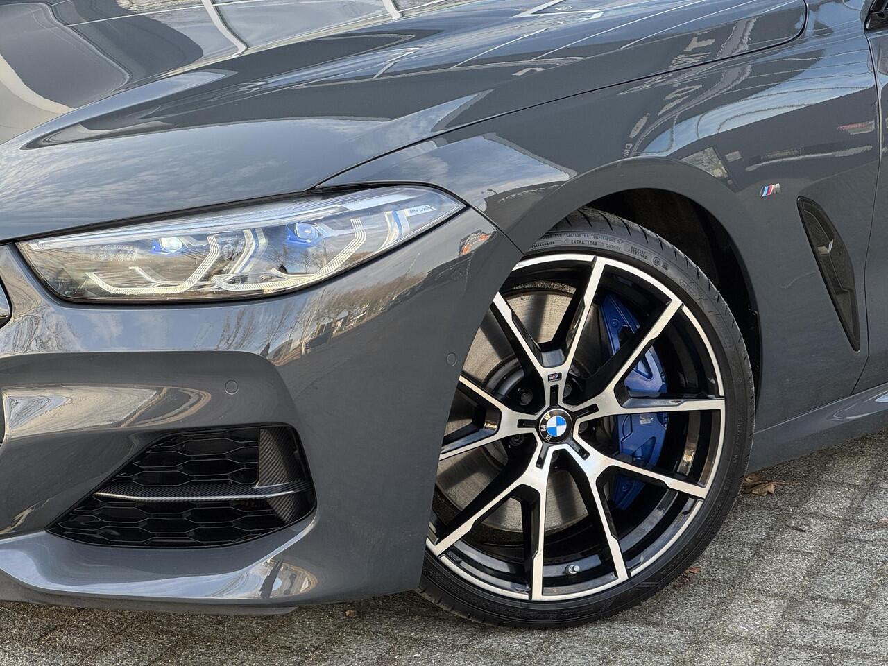BMW 8-SERIE M850i xDrive High Executive / 20 Inch / Active Cruise control / M Carbon exterieur / Soft close / Integrale Active Steering / Laserlicht / M Sport differentieel / Adaptieve Cruise Control / Live Cockpit Professional /
