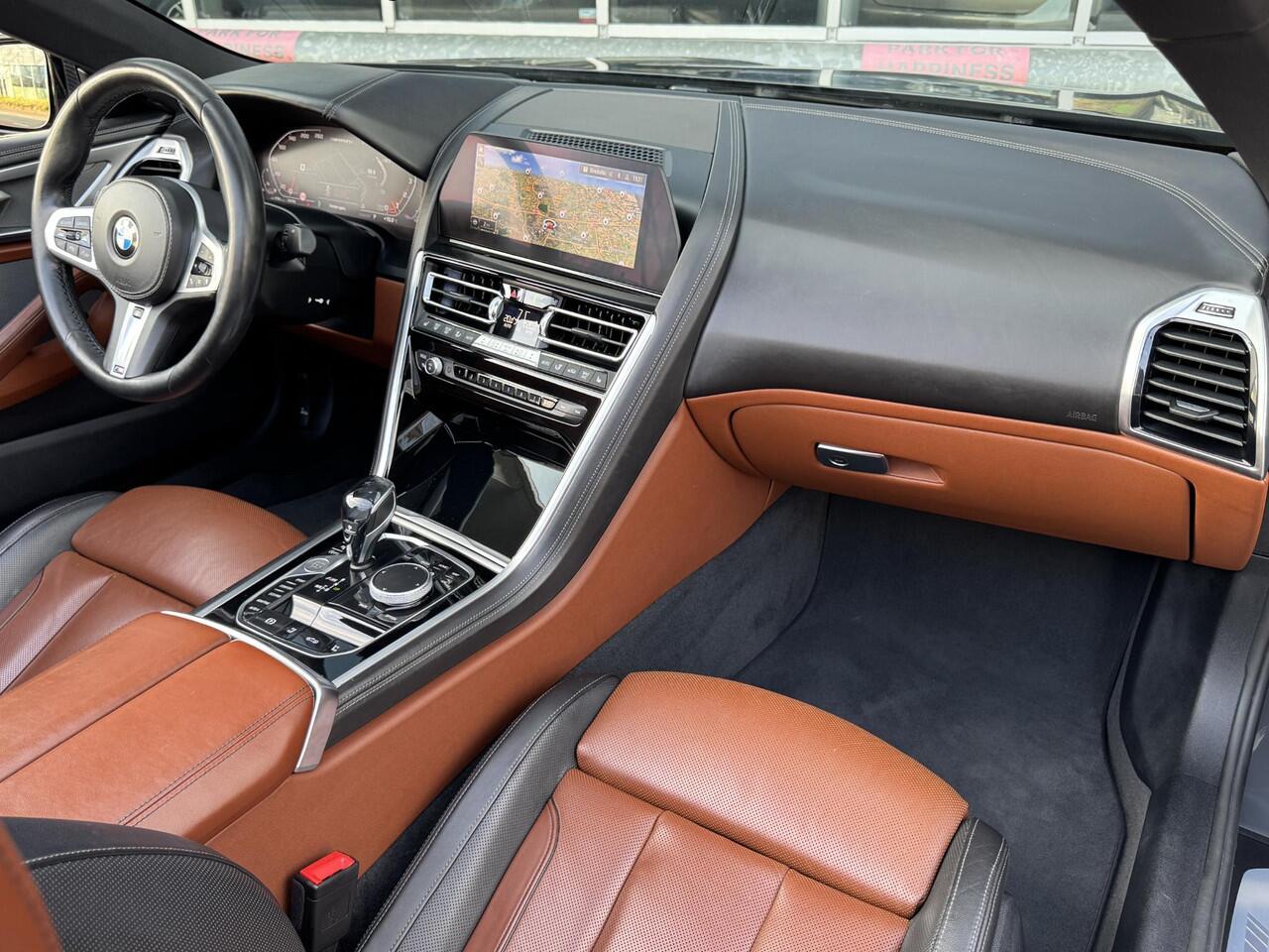 BMW 8-SERIE M850i xDrive High Executive / 20 Inch / Active Cruise control / M Carbon exterieur / Soft close / Integrale Active Steering / Laserlicht / M Sport differentieel / Adaptieve Cruise Control / Live Cockpit Professional /