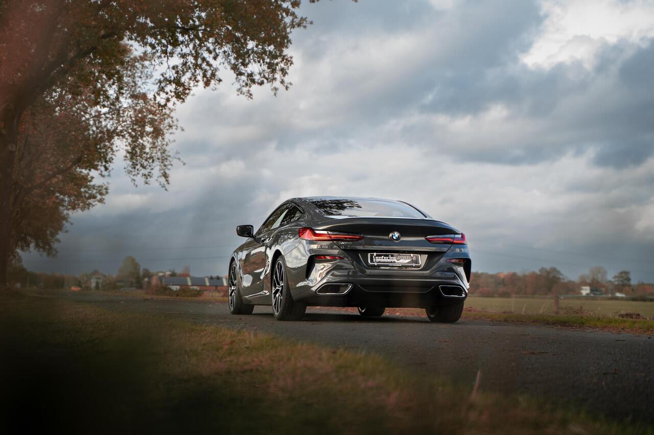 BMW 8-SERIE 840d Coupe X-Drive M Sport Led Laser light Soft close Leder 20 Inch