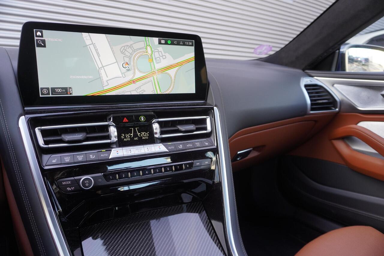 BMW 8-SERIE 840i xDrive High Executive | Driving Assistant Professional | Bowers & Wilkins Diamond Surround Sound Systeem | Parking Assistant Plus | BMW Laserlight | Soft-Close-Automatic voor portieren