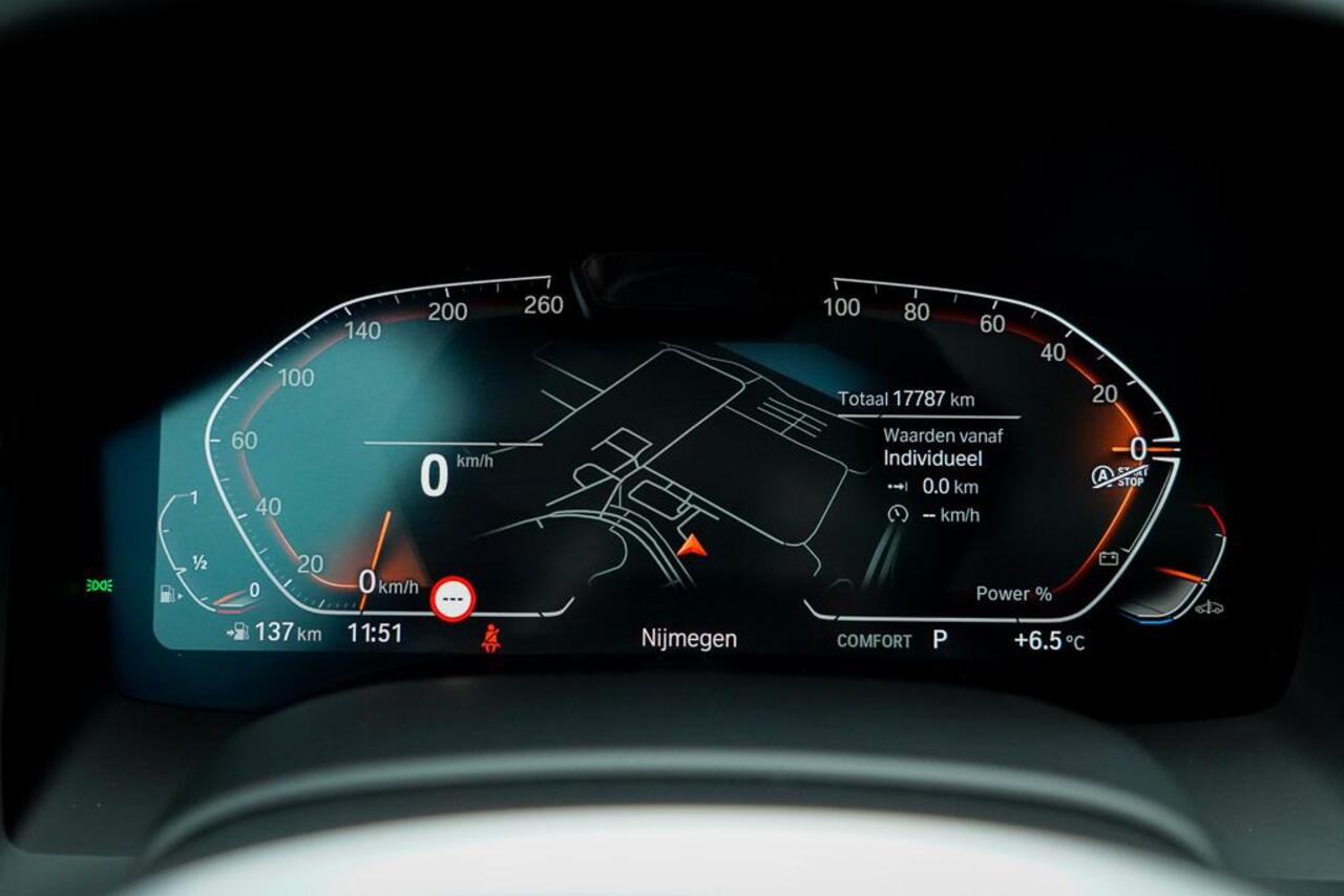 BMW 8-SERIE Gran Coupé 840i xDrive High Exe Individual / B&W / Pano / Carbon / M-Stoelen / Adaptive