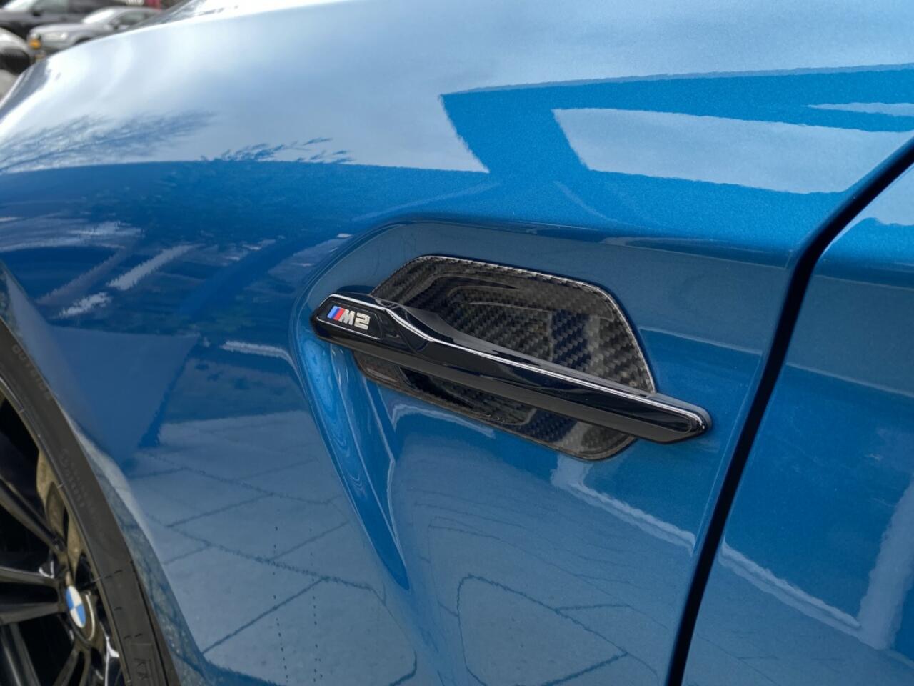BMW M2 M2 DCT LCI - M PERFORMANCE UITLAAT - LEER - CARBON PAKKET