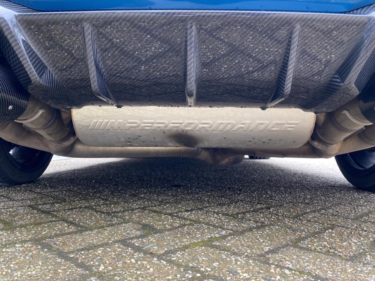 BMW M2 M2 DCT LCI - M PERFORMANCE UITLAAT - LEER - CARBON PAKKET