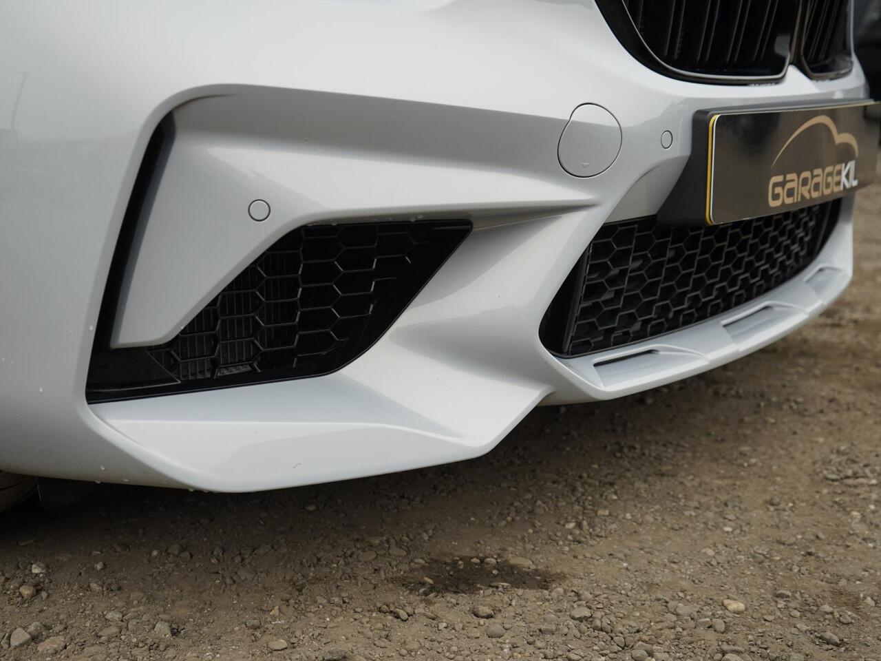 BMW M2 2-serie Coupé DCT Competition Nieuwstaat/ Dealeronderh. / Pano / M sportstoel / Memory / Harman/Kardon / Driving assist / Carplay / Glascoating