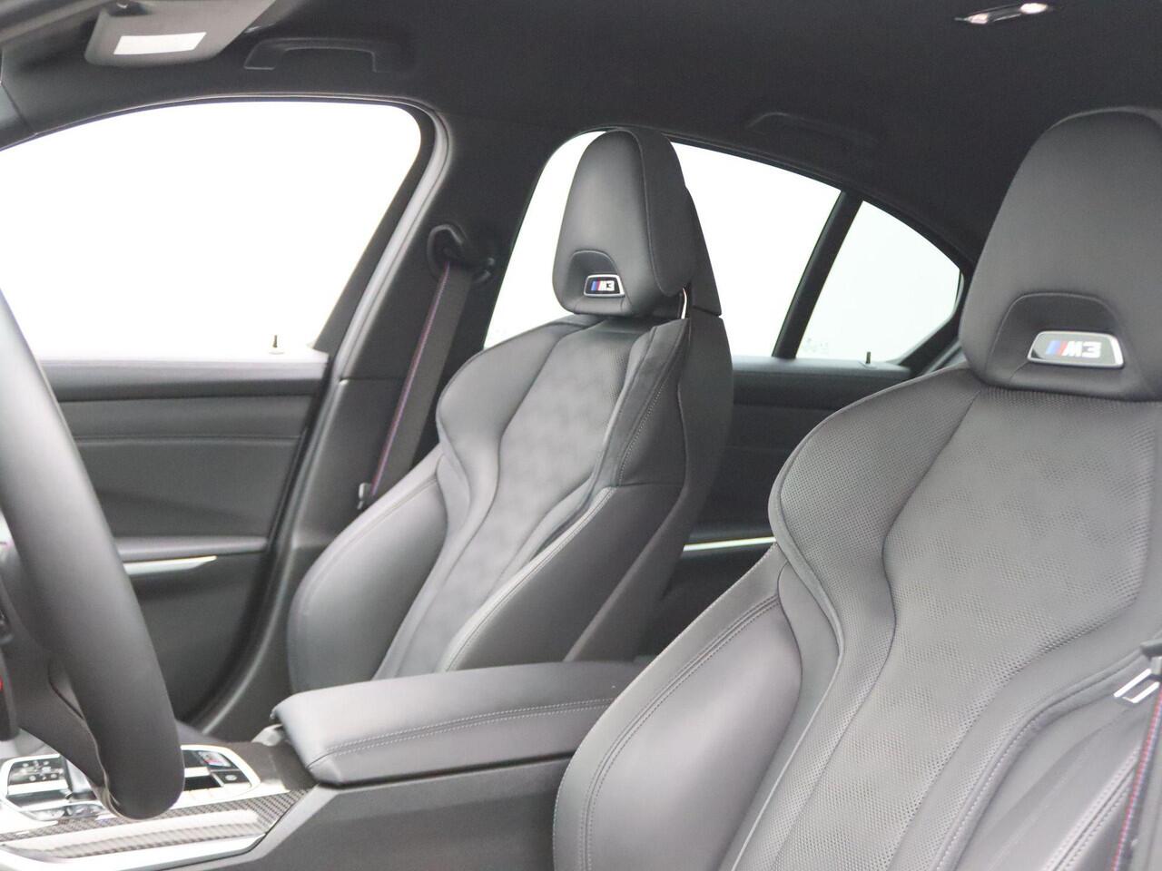 BMW M3 3 Serie Sedan xDrive Competition Parking Pack | Safety Pack | Stuurwielrand Verwarmd | Adaptief M Onderstel | Driving Assistant Professional | Laserlight | Head-Up Display | Harman Kardon | 19/20''